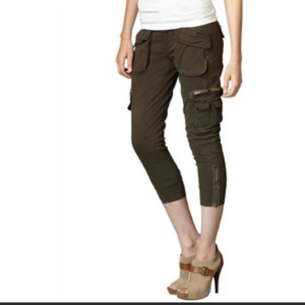 Seven for All Mankind Aviator cargo crops